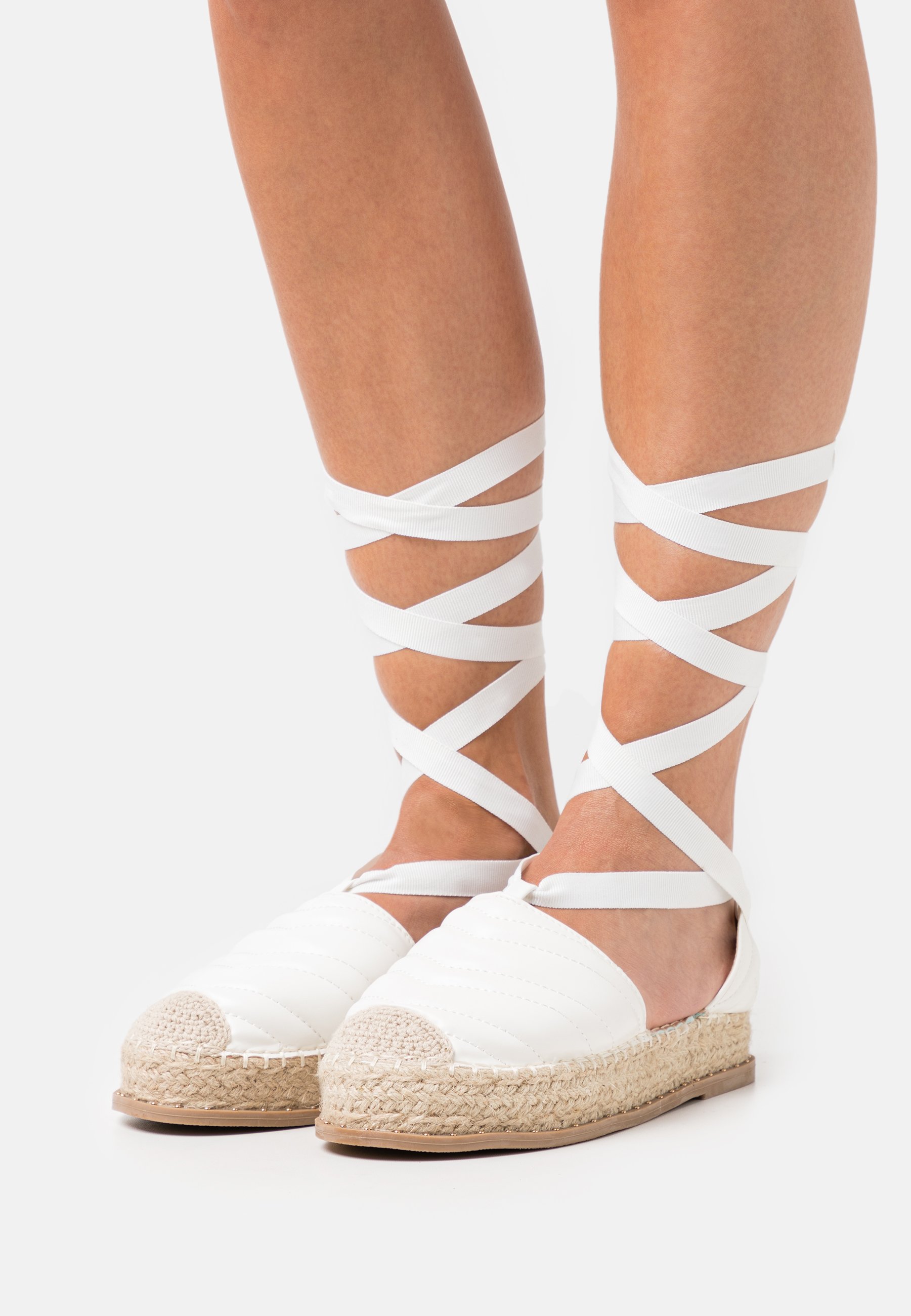 Missguided PADDED FLATFORM TIE UP SHOES - Espadrille - white/weiß