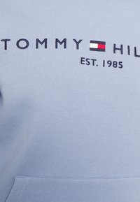 Tommy Hilfiger LOGO HOODY - Sweatshirt com capuz - daybreak blue