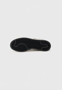 adidas Originals SUPERSTAR II UNISEX - Tenisky - core black/cream white