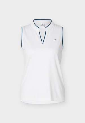 Baltas be rankovių polo marškinėlis su mėlyna ir juoda apdaila ant apykaklės ir pažastų, mažas siuvinėtas logotipas kairėje krūtinės pusėje.