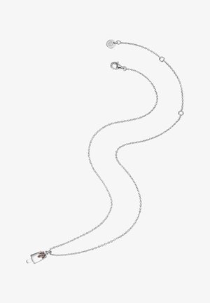 Sølvfarvet halskæde med en isvaffel vedhæng prydet med pink ædelsten. Delikat kæde med karabinlås og justerbar længde.