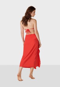 Pain de Sucre KALIS - Ranta-asusteet - red