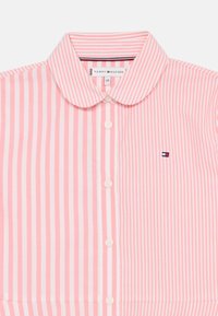 Tommy Hilfiger STRIPED DRESS - Robe chemise - carnation pink