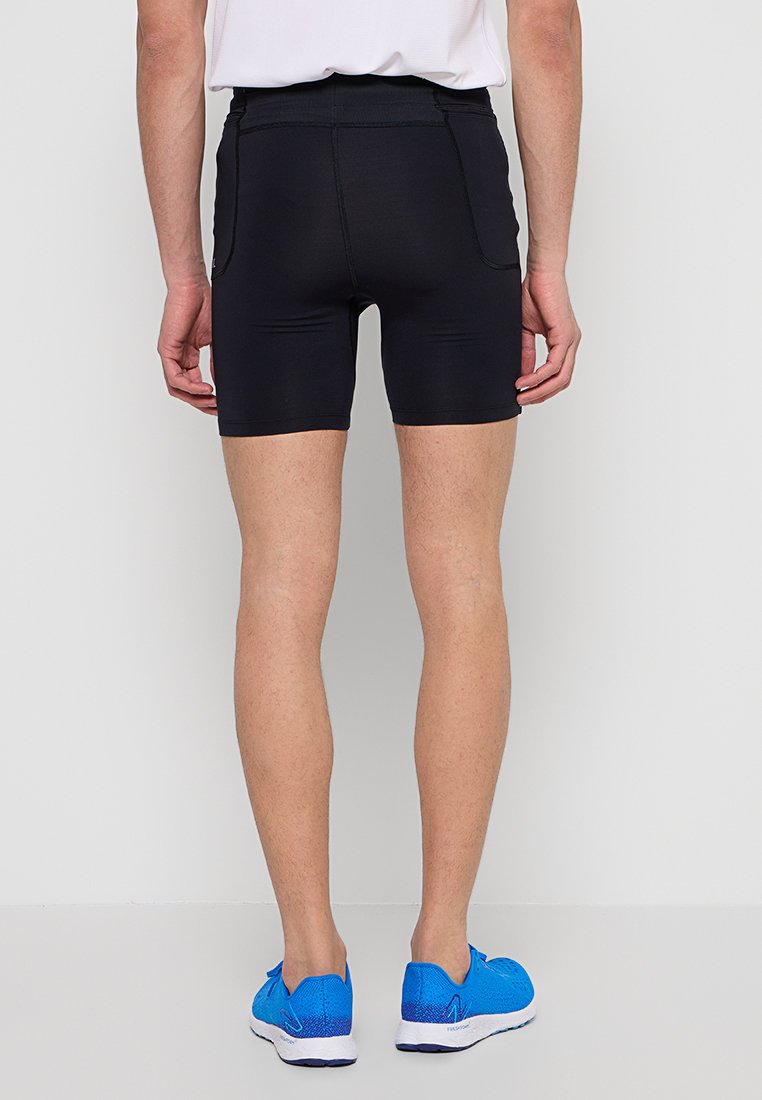 UA TRAIL LAUNCH PRO HALF TGT-BLK