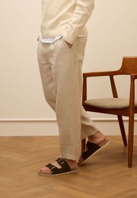 Manfield Muiltjes - grün