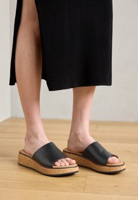 Gabor Mules Pour Femme - Best Fitting Noir 17. 37 Eu Size Gabor Gabor Mules Pour Femme - Best Fitting Noir 17. 37 Eu Size Gabor