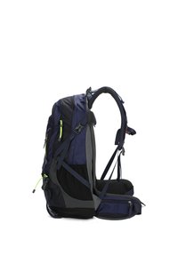 Zaino in tessuto blu navy con motivo a griglia, dettagli grigi, spallacci regolabili e numerose tasche con zip. Design leggero.