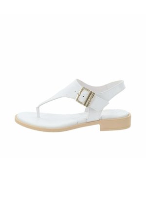 Sandale blanche avec un design à lanières, boucle ajustable, matériau supérieur lisse et semelle plate légère couleur beige. Possède une esthétique minimaliste.