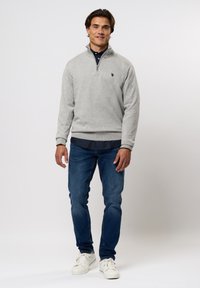 Thumbnail Image 2