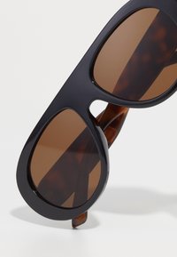 ALDO HARVVEY UNISEX - Lunettes de soleil - other brown