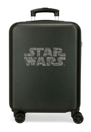 Maleta rígida negra con cuatro ruedas, asa telescópica y logo de "STAR WARS" formado por texto pequeño repetido en la parte frontal.