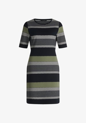 Strikket kjole med horisontale striber i marineblå, olivengrøn og beige. Rund halsudskæring, korte ærmer og struktureret stof.