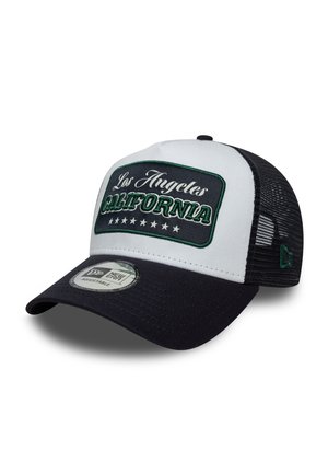 White and black trucker cap with green embroidery. Features "Los Angeles CALIFORNIA" and five stars. Adjustable strap at the back.