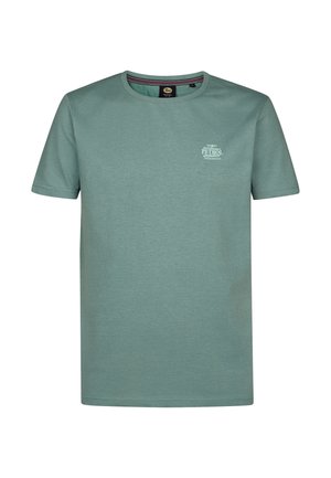 Zelené bavlněné tričko s kulatým výstřihem, krátkými rukávy a malým logem tištěným na horní levé straně. Hladká textura, jednoduchý design.