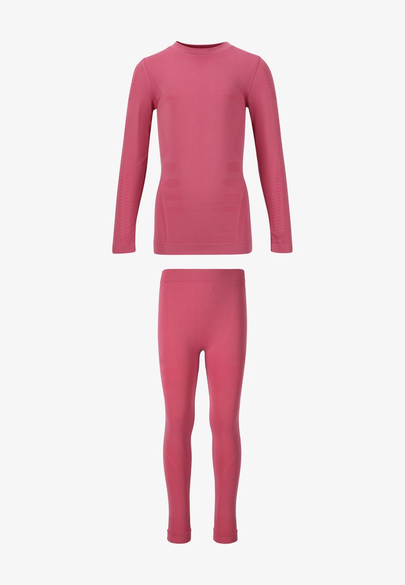Haut à manches longues rose et leggings assortis en tissu extensible. Présente des accents texturés sur les bras et les jambes, conçu pour les vêtements de sport.