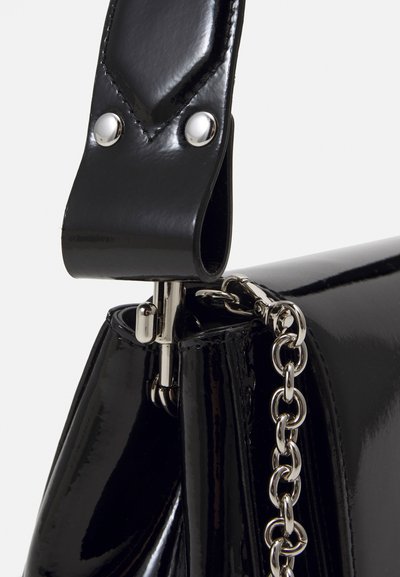 Vivienne Westwood HAZEL  czarny