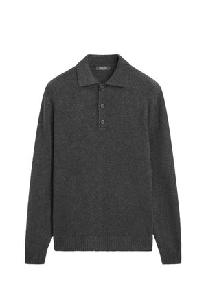 Grå strikket pullover-trøje med krave, tre-knaps lukning, lange ærmer samt ribstrikkede manchetter og kant. Blød tekstur.