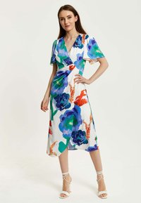 Liquorish FLORAL PRINT BASED MIDI WRAP - Day dress - multicoloured