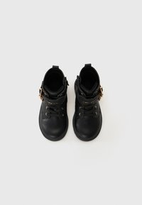 Friboo Bottines à lacets - black