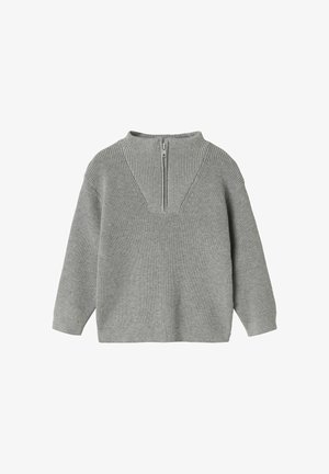 Grå långärmad stickad tröja med en ribbad hög krage och en fyrdelad dragkedja framtill.