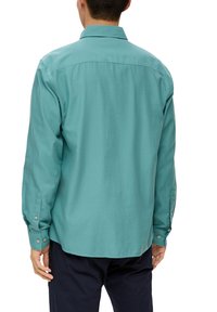 s.Oliver REGULAR  BUTTON-DOWN - Hemd - minze