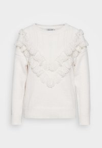 Suéter blanco de punto con mangas largas y un borde de encaje en forma de volantes que forma una V en la parte delantera y en los hombros.