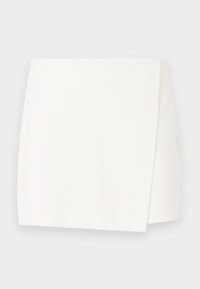 Jupe portefeuille blanche avec une texture lisse et un design simple présentant un ourlet angulaire. Aucun motif visible ni détail de quincaillerie.