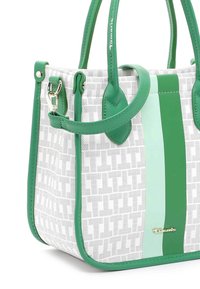 Sac à main blanc avec poignées vertes, finitions et deux bandes verticales vertes, motif géométrique et petit logo métallique.