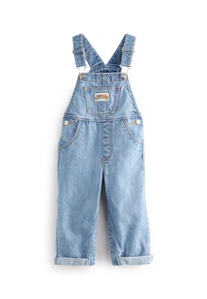 Salopette en jean bleu clair pour enfants avec bretelles ajustables, poche avant avec un patch arc-en-ciel, poches latérales et revers retroussés.