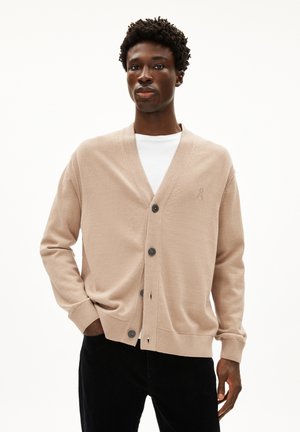 AANATOL - Strickjacke - true camel