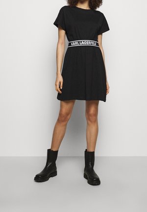 Sukienka z dżerseju