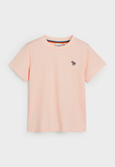 T-shirt di cotone rosa chiaro con collo tondo e maniche corte. Presenta un piccolo design di zebra ricamato sul lato sinistro del petto.