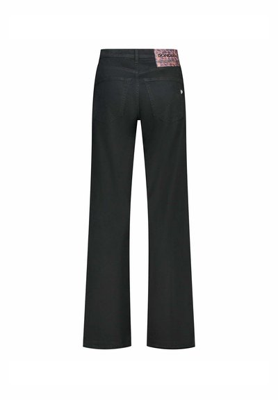Pantalon large noir en denim doux, avec une taille mi-haute et deux poches arrière. Comprend une étiquette de ceinture à motif.