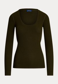 Top de manga larga verde oscuro hecho de tejido acanalado, con un escote redondeado y una silueta ajustada. Etiqueta visible en el escote.