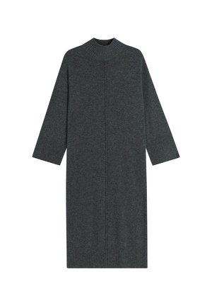 Kolgrå stickad klänning med hög halsringning, trekvartsärmar, ribbade muddar och rak silhuett. Mjuk textur, knälång.