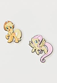 Δύο πολύχρωμες ρυθμιστικές φιγούρες σε σχήμα πόνυ: η μία με καφέ και κίτρινες λεπτομέρειες και η άλλη με κίτρινες και ροζ αποχρώσεις, παρουσιάζοντας διακριτά σχέδια.