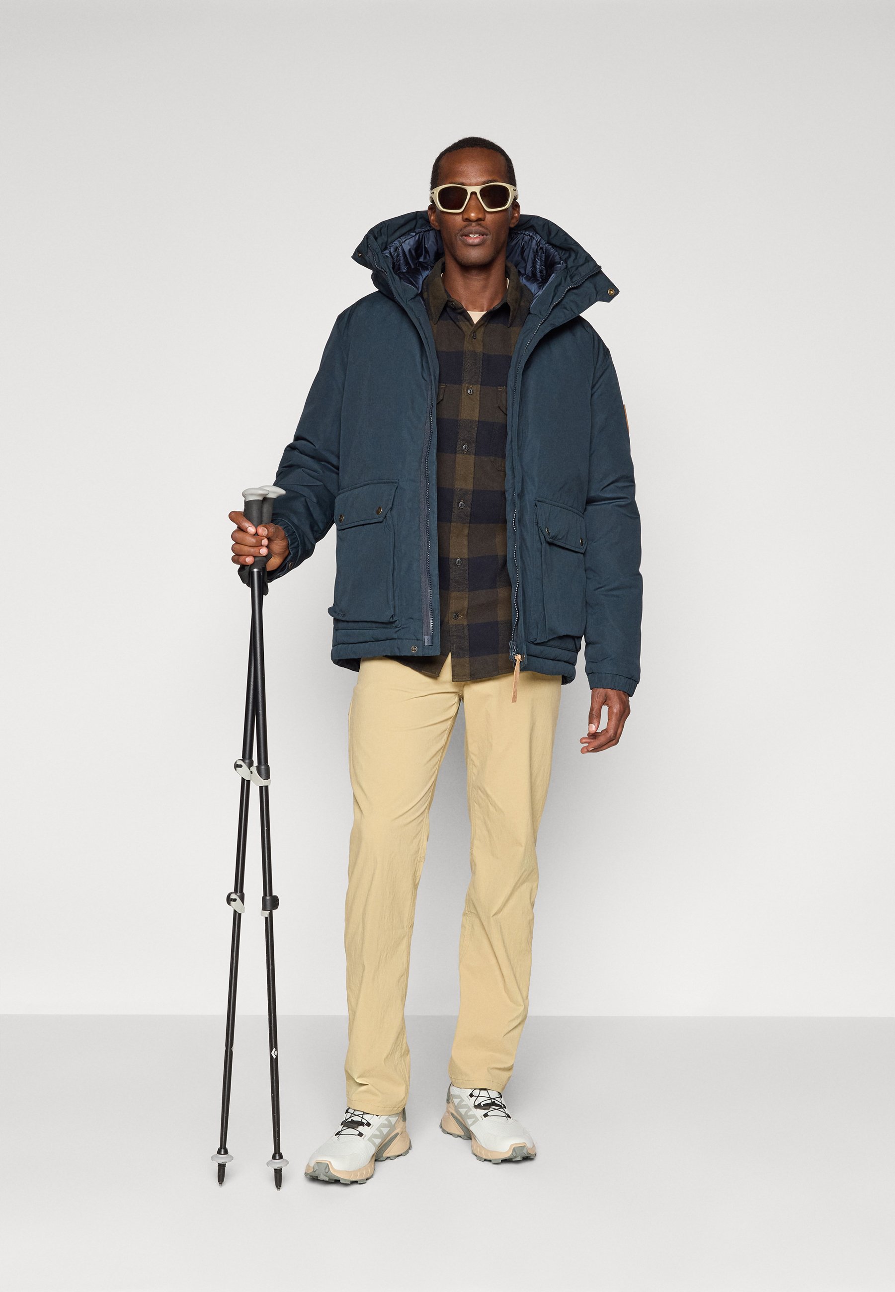 Fjällräven ÖVIK PADDED JACKET - Winter jacket - dark navy/dark