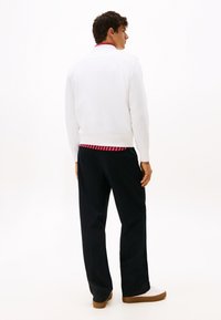 Tommy Hilfiger LOGO - Felpa - white