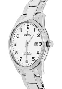 Montre en acier inoxydable argenté avec un cadran blanc, des index horaires noirs, une fonction date et un bracelet en métal poli. Mouvement à quartz, résistance à 5 bars.
