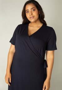 BASE LEVEL CURVY ABBIE - Jerseyjurk - dark blue