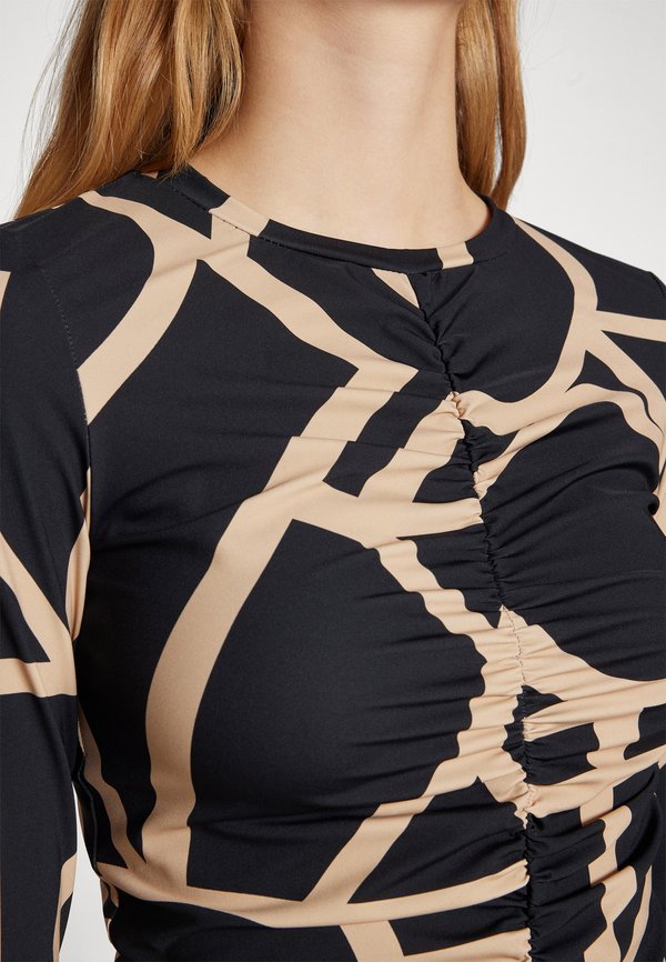 KIM RUCHING BOX - Long sleeved top3