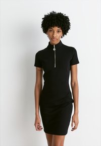 HUGO NALAYLA - Robe fourreau - black