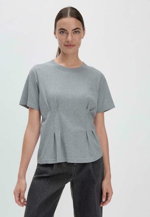 hessnatur RELAXED - Basic T-shirt - grau