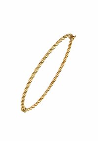 Pendiente de aro dorado retorcido, forma circular, textura suave, ligero, con un cierre seguro. El diseño presenta un acabado brillante y reflectante.