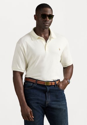 - Koszulka polo