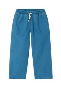 Pantalon en denim bleu clair avec une taille élastique, un cordon de serrage, une coupe large et une texture lisse. Pas de poches visibles.