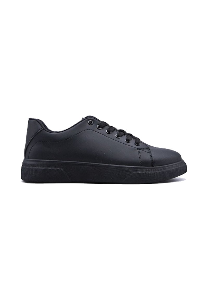 Sneakers en cuir noir avec une finition lisse, bout rond, design à lacets et semelle en caoutchouc noir texturé. Style classique basse.