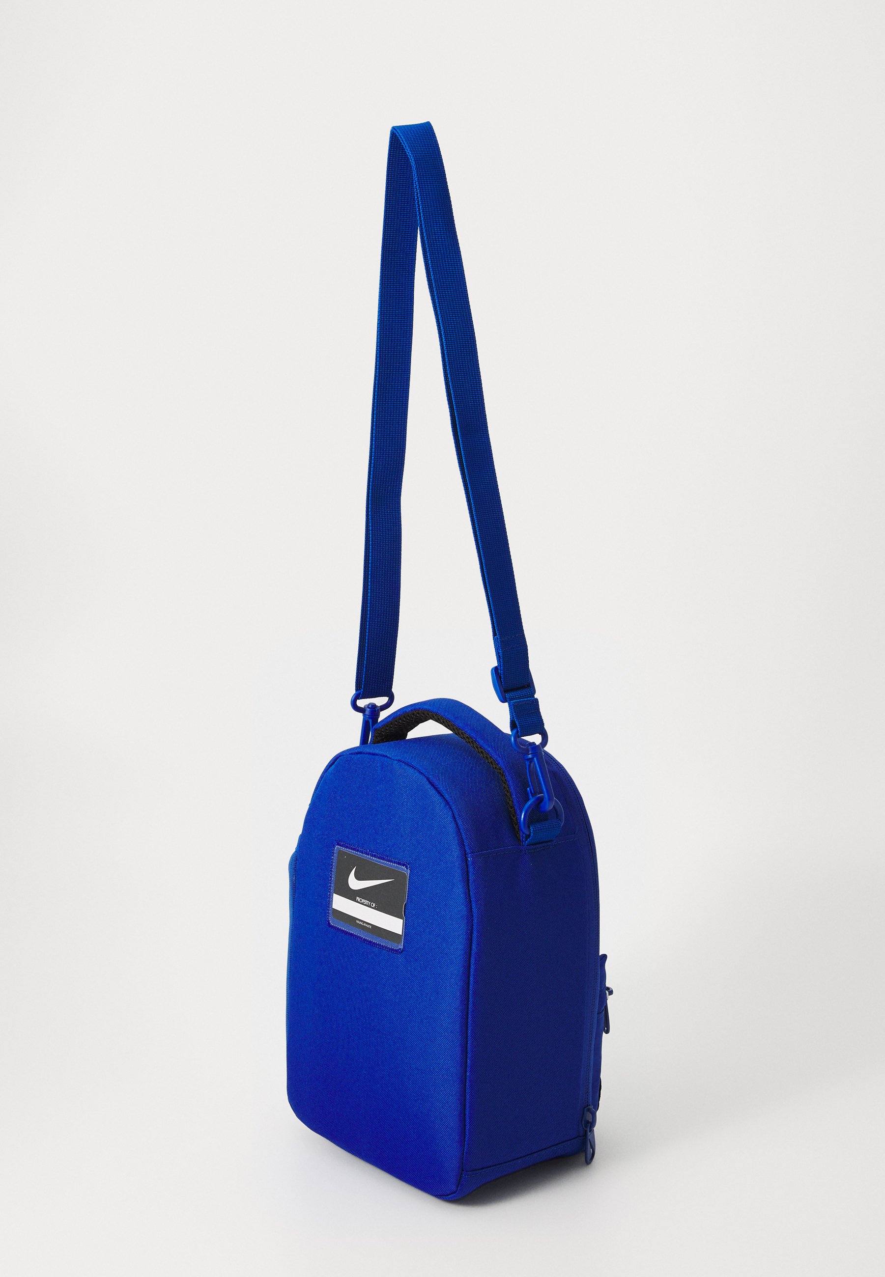 nike lunch bag with shoulder strap