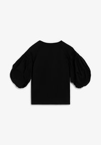 Musta paita puffi hihoilla, jossa on pyöreä kaula-aukko ja sileä pinta. Takana on puhdas, minimalistinen muotoilu.