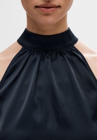 Selected Femme SLFLENA RACHELLE HALTER NECK - Top - dark sapphire